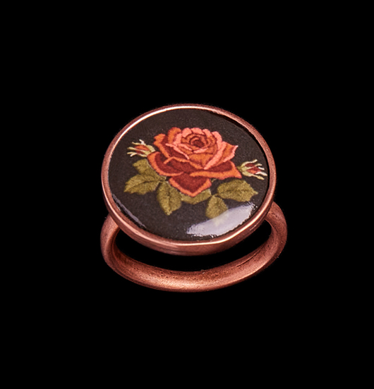 ANELLI | Eastern Europe | Anello con porcellana