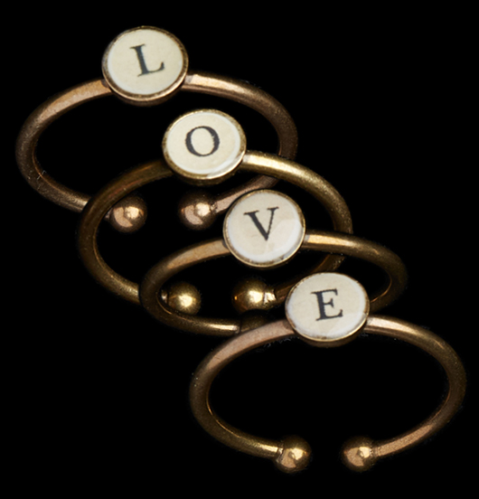ANELLI | Sguardo animale Profumo floreale Connessione naturale | 4 anelli LOVE
