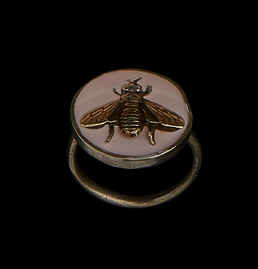 ANELLI | Visioni Ibride | Anello ape rosa