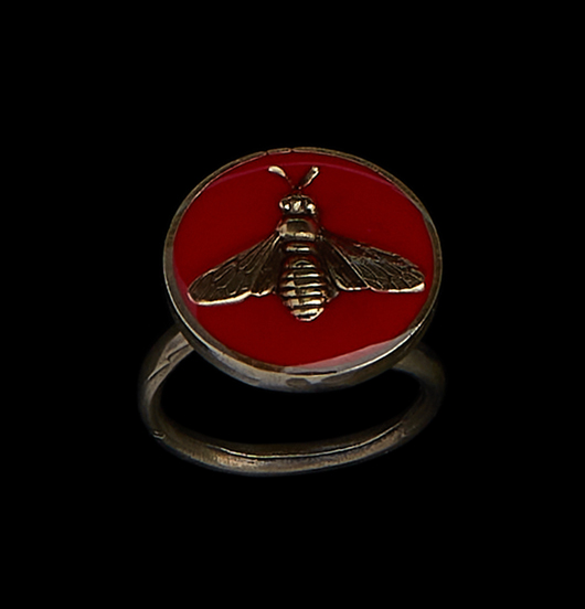 ANELLI | Visioni Ibride | Anello ape rossa