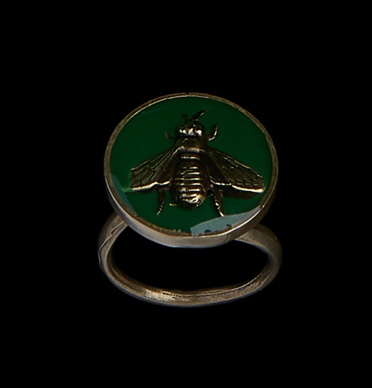 ANELLI | Visioni Ibride | Anello ape nera