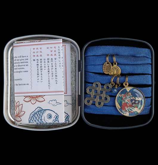 BOX | Kokoro | Box seta con ciodoli