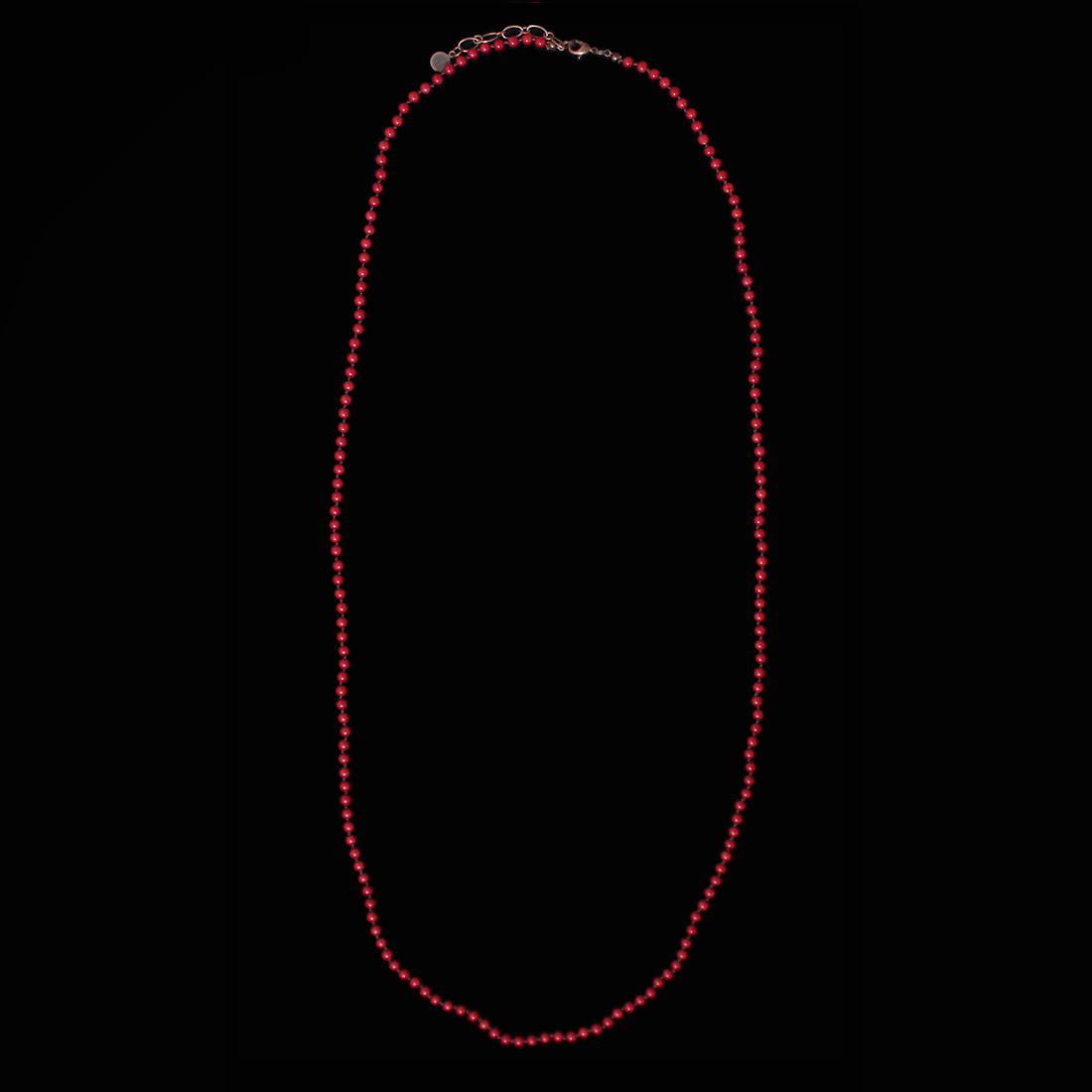 Long necklace in red coral bamboo hand tied. Customizable gift with themed charms for mum, Christmas, friend, sister.