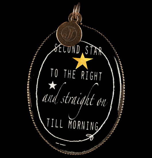 porcelain medallion with Peter Pan's message, looking for Neverland, following the second star on the right, this is the way and then straight until the morning..... to continue to be a child, Christmas gift, birthday gift, friendship gift