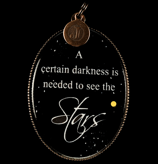 medallion in porcelain with white written and stars on a black background and detail in gold, symbol of hope, rainbow after the rain, gift for a friend, birthday gift