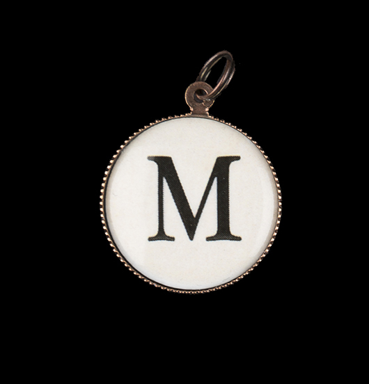 letter M in porcelain. Charm with initial to customize your gifts. Unique jewels, gift idea, for special people, friend, sister, mum, aunt, teacher.