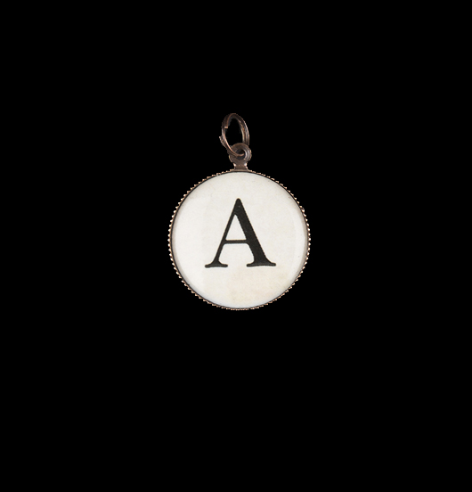 Lettera A, dell'alfabeto, ciondolo in porcellana idea regalo per gioiello personalizzato. Iniziale per una collana un bracciale un gioiello unico. 
